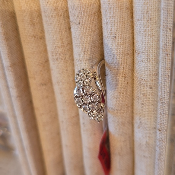 DIAMOND BLOSSOM BRAND WOMEN'S STERLING SILVER 1/4 CTTW DIAMOND RING SIZE 7 - Picture 5 of 15